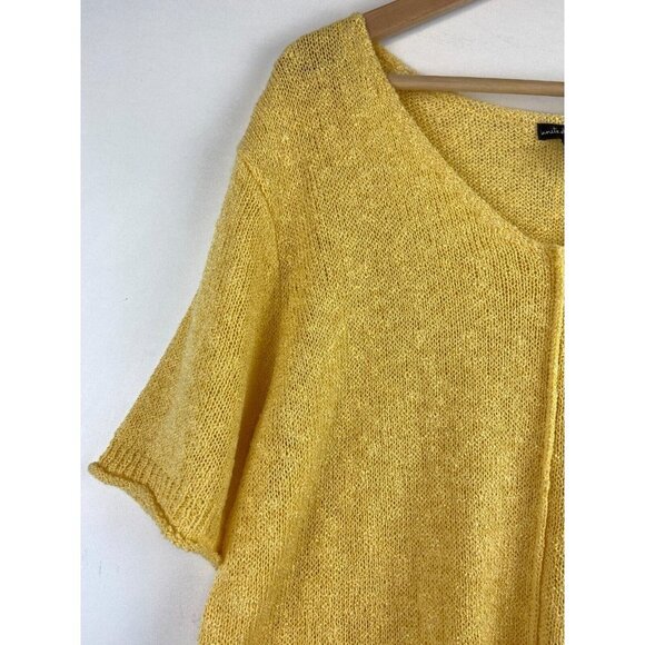 United States Sweaters Women's Yellow Knit Short Sleeve V-Neck Top Size L - Picture 3 of 7